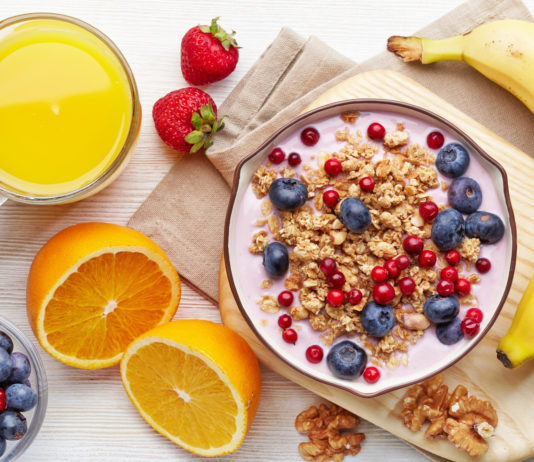 Un bon petit déjeuner santé sans gluten ni laitages