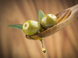 Huile d’olive : oléocanthal tue les cellules cancéreuses en 30 minutes !