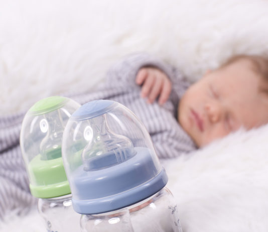 Huile de palme et taurine dans les laits infantiles : des inquiétudes à lever