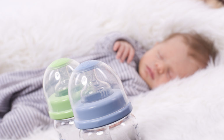 Huile de palme et taurine dans les laits infantiles : des inquiétudes à lever