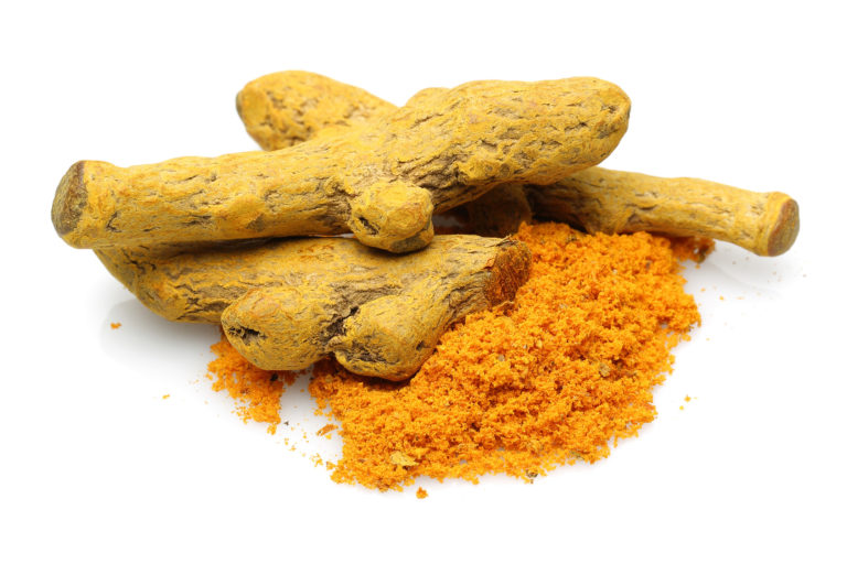 Curcuma, cette épice aux multiples bienfaits, en synergie avec la vitamine K!