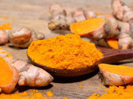 Curcumine : pour ou contre avec Covid-19 ?