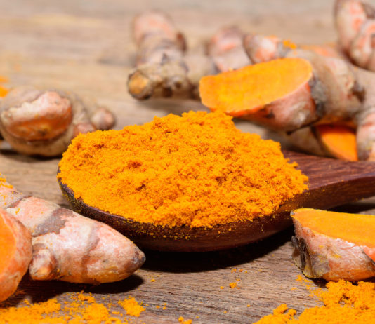 Curcumine : pour ou contre avec Covid-19 ?