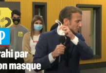Quand Macron manque de s’étouffer devant des lycéens… à cause de son masque