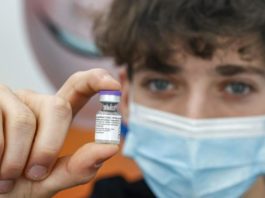 Tribune: « Une nouvelle religion vaccinale est née en Occident »